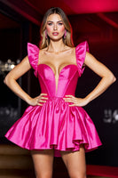 Laden Sie das Bild in den Galerie-Viewer, Fuchsia Satin A Linie Herzausschnitt Kurzes Abiballkleid mit Rüschen