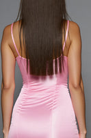 Laden Sie das Bild in den Galerie-Viewer, Rosa Bodycon Abiballkleid aus Satin mit 3D-Blumen