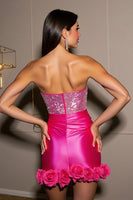 Laden Sie das Bild in den Galerie-Viewer, Glitzerndes Fuchsia Trägerloses Bodycon Abiballkleid aus Satin mit 3D-Blumen