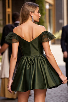 Schulterfreies Satin Cocktailkleid in Armeegrün