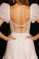 Laden Sie das Bild in den Galerie-Viewer, Elfenbein Korsett Kurzes Abiballkleid mit Rüschen