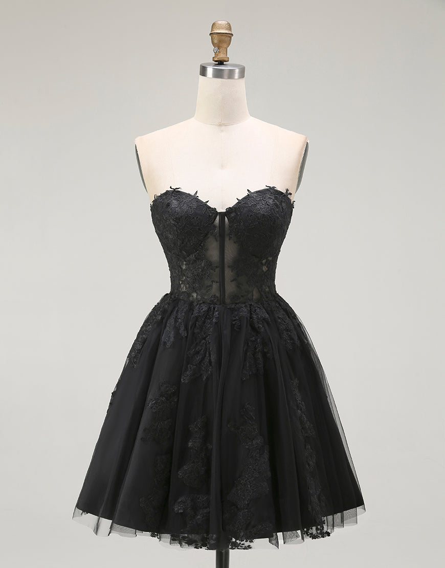 Laden Sie das Bild in den Galerie-Viewer, A Linie Appliziertes Herzausschnitt Kleines Schwarzes Kleid