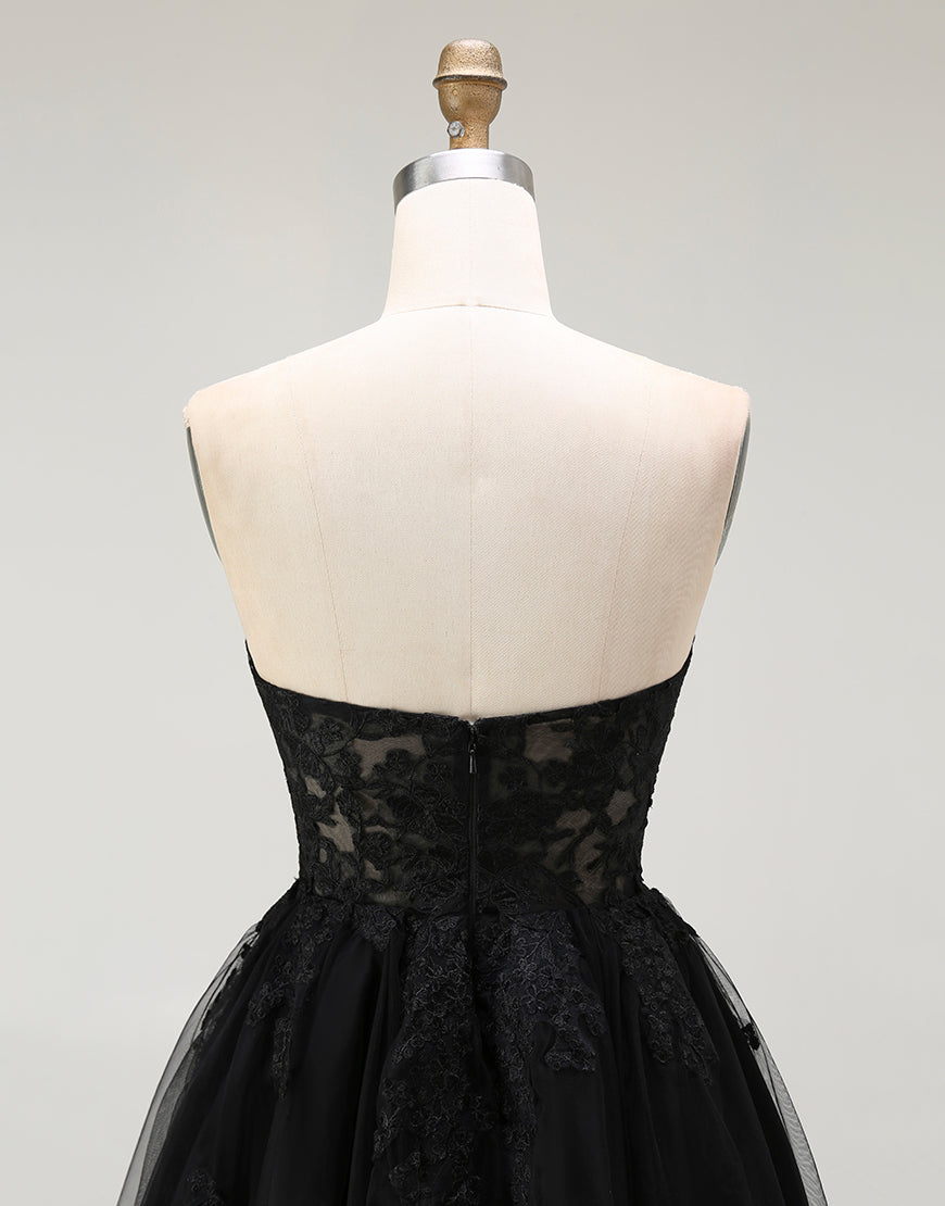 Laden Sie das Bild in den Galerie-Viewer, A Linie Appliziertes Herzausschnitt Kleines Schwarzes Kleid