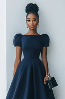 Laden Sie das Bild in den Galerie-Viewer, Marineblaues Midi Arbeitskleid in A-Linie mit kurzen Ärmeln