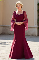 Laden Sie das Bild in den Galerie-Viewer, Burgundy Meerjungfrauen Chiffon Kleid für die Brautmutter mit langen Ärmeln