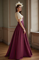 Laden Sie das Bild in den Galerie-Viewer, Burgundy Appliziertes A-Linie Kleid der Brautmutter mit Schlitz