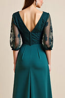 Laden Sie das Bild in den Galerie-Viewer, Blaues A-Linie Kleid für die Brautmutter mit V-Ausschnitt und Applikationen