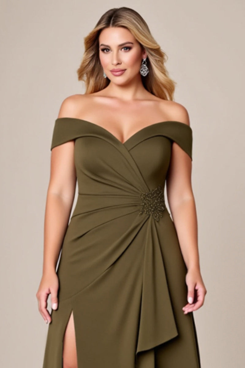 Laden Sie das Bild in den Galerie-Viewer, Schulterfreies Olive Langes Plus-Size Kleid für die Brautmutter mit Schlitz