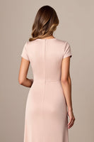 Laden Sie das Bild in den Galerie-Viewer, Gerafftes Satin Aprikose Brautmutter Kleid mit Schlitz