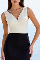 Laden Sie das Bild in den Galerie-Viewer, Elfenbein und schwarzes Etui Langes Arbeitskleid aus Satin mit V-Ausschnitt