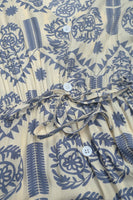 Laden Sie das Bild in den Galerie-Viewer, Blaues Midikleid mit A-Linien-Print