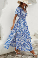 Laden Sie das Bild in den Galerie-Viewer, Blaues Sommerkleid mit A-Linien-Print und Schlitz