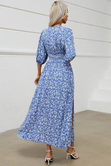 Blaues langes Sommerkleid mit Blumenmuster und V-Ausschnitt und Schlitz
