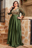 Laden Sie das Bild in den Galerie-Viewer, Olivgrünes Plus Size Satin Langes Brautmutterkleid mit Applikationen