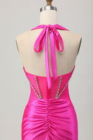 Laden Sie das Bild in den Galerie-Viewer, Fuchsia Bodycon Neckholder Rückenfreies Satin Cocktailkleid mit Strasssteinen
