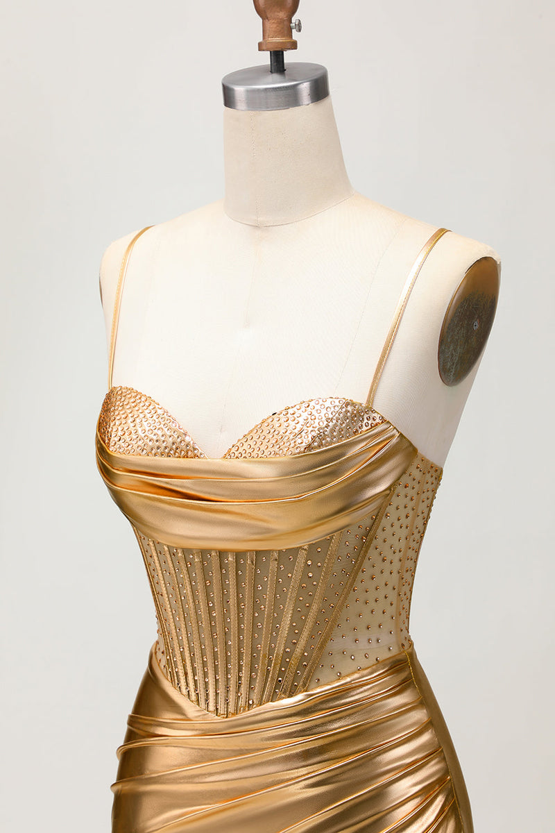 Laden Sie das Bild in den Galerie-Viewer, Metallic Satin Gerafftes Goldenes Figurbetontes Korsett Abiballkleid mit Perlen