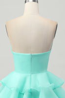 Laden Sie das Bild in den Galerie-Viewer, Niedliches Trägerloses A-Linie Cut-Out Gestuftes Grünes Kurzes Abiballkleid