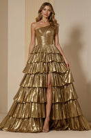 Laden Sie das Bild in den Galerie-Viewer, Glitzerndes Goldenes Metallic Gestuftes Langes Festtags-Partykleid mit Rüschen