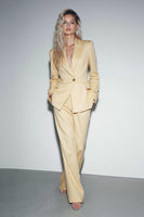 Laden Sie das Bild in den Galerie-Viewer, Gelbe 2-teilige Damenanzüge mit Spitzrevers und Taschen