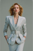 Laden Sie das Bild in den Galerie-Viewer, Grauer Bleistift Peak Revers 2-teilige Midi Business Anzüge mit Gürtel