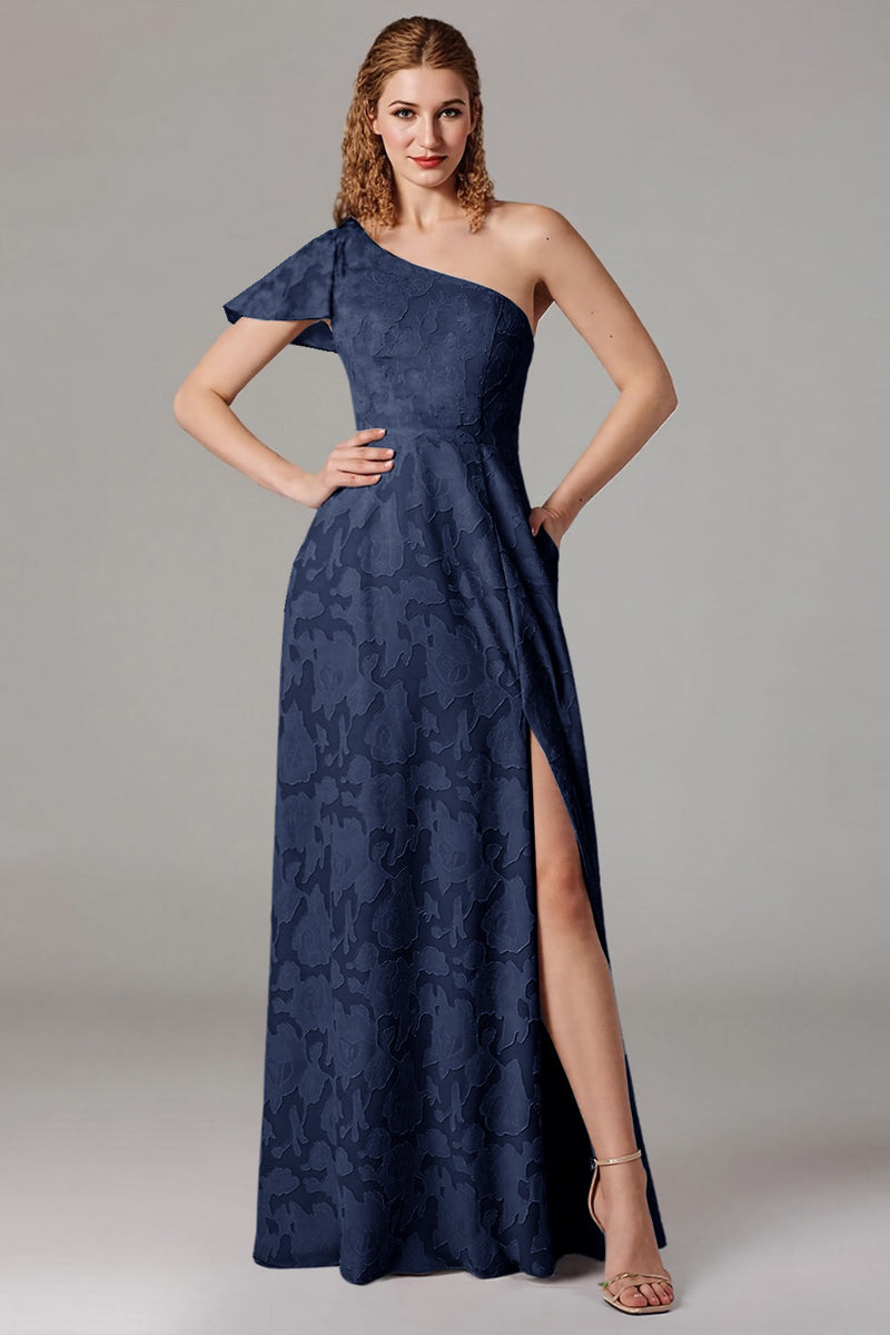 Laden Sie das Bild in den Galerie-Viewer, Eine Schulter Schwarzes Langes A-Linie Chorkleid mit Schlitz