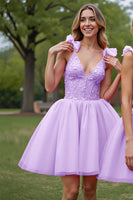 Laden Sie das Bild in den Galerie-Viewer, Tiefes Korsett V-Ausschnitt Lila Kurzes Cocktailkleid aus Tüll mit Applikationen