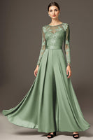 Laden Sie das Bild in den Galerie-Viewer, Schwarzes Langärmeliges A-Linie Kleid für die Brautmutter mit Applikationen