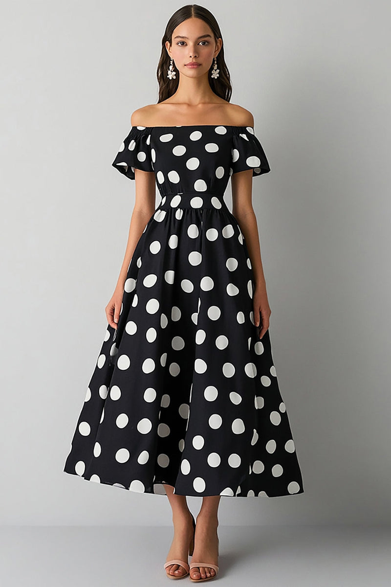 Laden Sie das Bild in den Galerie-Viewer, Schulterfreies Schwarzes weißes A-Linie Kleid mit Polka Dots