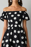 Laden Sie das Bild in den Galerie-Viewer, Schulterfreies Schwarzes weißes A-Linie Kleid mit Polka Dots