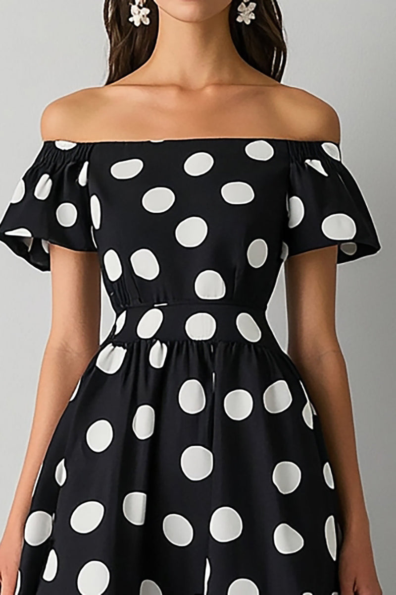 Laden Sie das Bild in den Galerie-Viewer, Schulterfreies Schwarzes weißes A-Linie Kleid mit Polka Dots