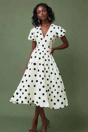 A Linie Weißes schwarzes Polka Dot Kleid mit Puffärmeln