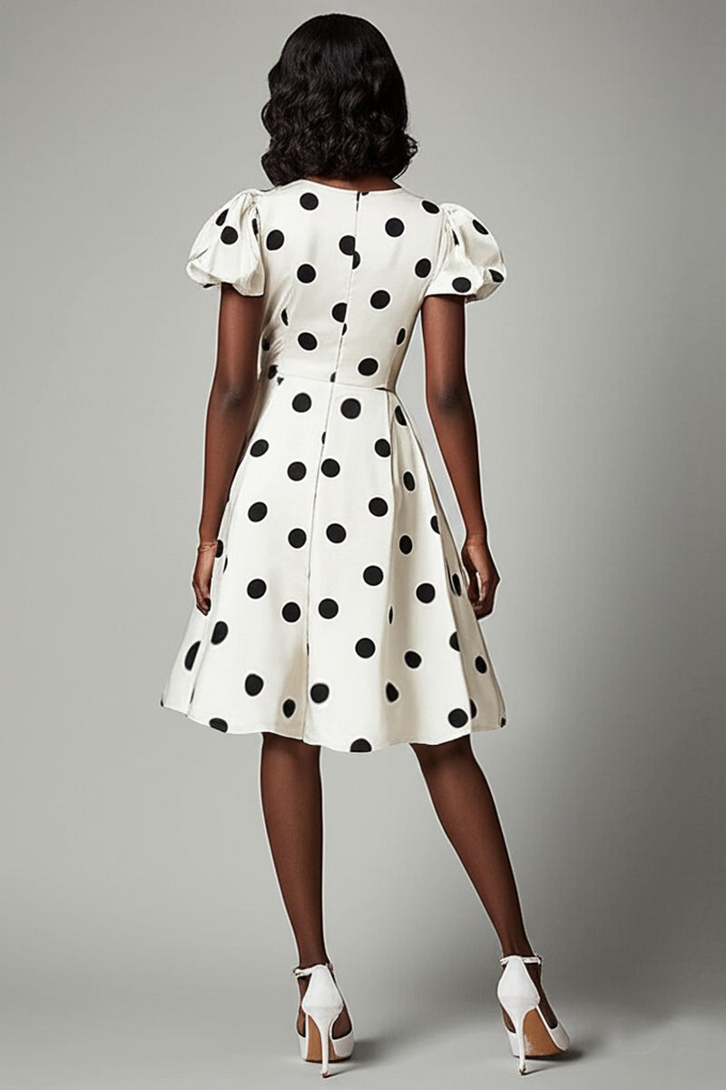 Laden Sie das Bild in den Galerie-Viewer, A Linie Weißes schwarzes Polka Dots Kleid mit Puffärmeln