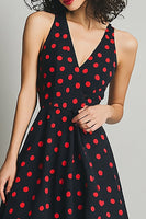 Laden Sie das Bild in den Galerie-Viewer, A-Linie V-Ausschnitt Schwarzes Rotes Kleid mit Polka Dots