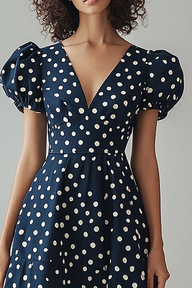 Laden Sie das Bild in den Galerie-Viewer, A Linie V-Ausschnitt Marineblaues weißes Polka Dots Kleid mit Puffärmeln