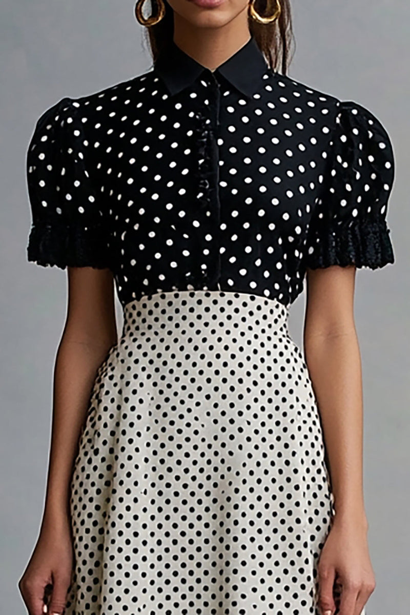 Laden Sie das Bild in den Galerie-Viewer, Vintage Schwarz-weißes Polka Dots Kleid mit Rüschen und Reversausschnitt