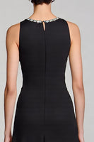 Laden Sie das Bild in den Galerie-Viewer, A-Linie Langes Schwarzes Arbeitskleid mit Perlen