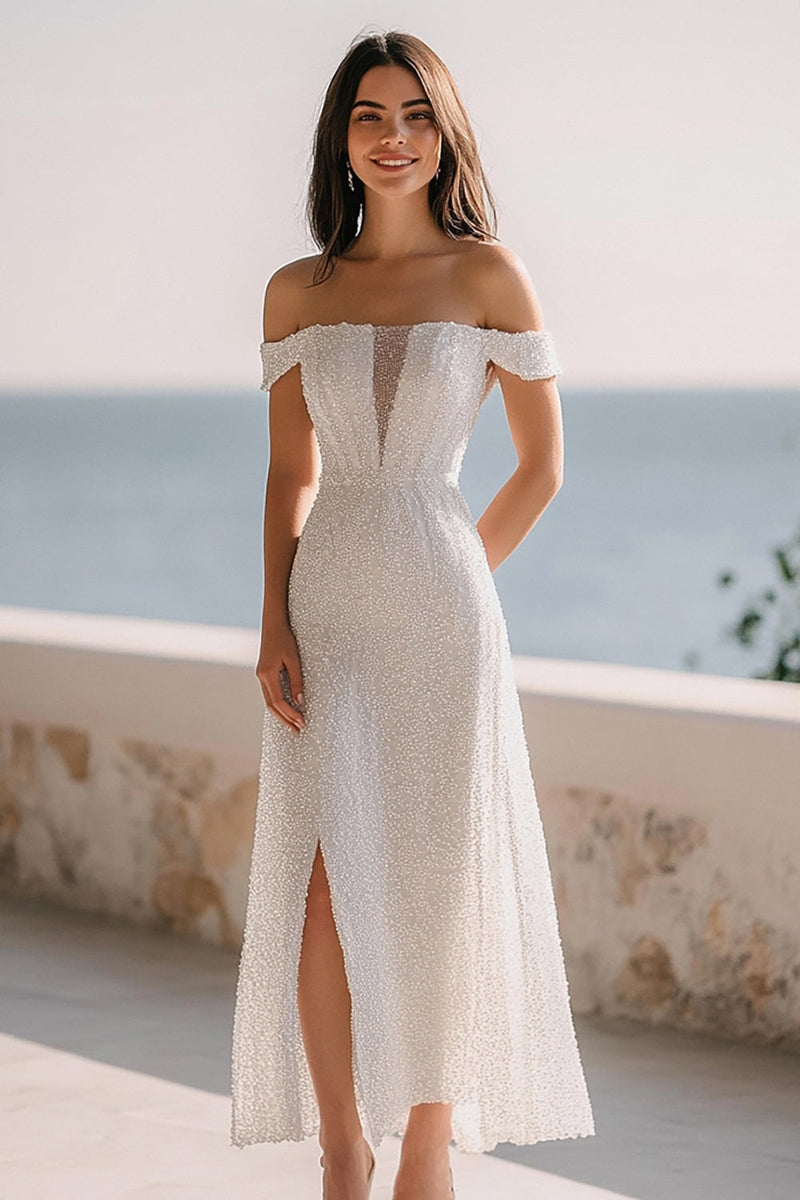 Laden Sie das Bild in den Galerie-Viewer, Glitzerndes Elfenbein Schulterfreies Maxi Standesamtkleid mit Pailletten und Schlitz