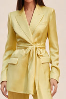 Laden Sie das Bild in den Galerie-Viewer, Narzissen Satin 2 Stück Peak Revers Business Anzüge mit Schärpe