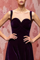 Laden Sie das Bild in den Galerie-Viewer, Samt Einfaches Dunkelviolett A Linie Langes Festtags-Partykleid