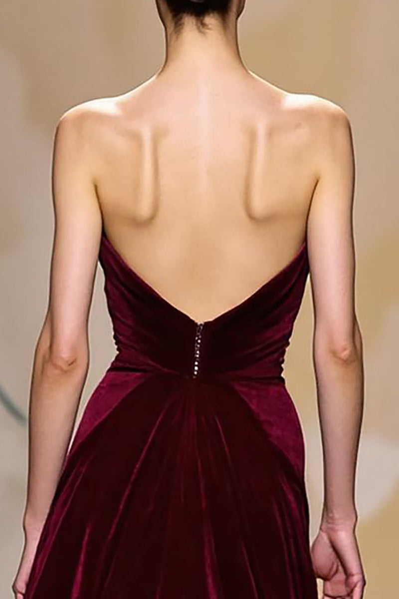 Laden Sie das Bild in den Galerie-Viewer, Samt Dunkelrotes A Linie Trägerloses Langes Festtags-Partykleid