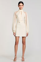 Laden Sie das Bild in den Galerie-Viewer, Lange Ärmel Stehkragen Elfenbein Spitze Kleid für Hochzeitsgäste