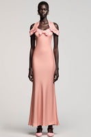 Laden Sie das Bild in den Galerie-Viewer, Kalte Schulter Meerjungfrau Rosa Hochzeitsgastkleid mit Schleife