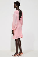 Laden Sie das Bild in den Galerie-Viewer, Langärmeliges Rosa Brautgastkleid mit V-Ausschnitt und Rüschen