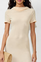 Laden Sie das Bild in den Galerie-Viewer, Einfaches Aprikose Midi Etui Kleid für Hochzeitsgäste mit Schlitz