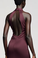 Laden Sie das Bild in den Galerie-Viewer, Dunkelrotes Satin Hochzeitsgastkleid aus Satin mit gekerbtem Revers