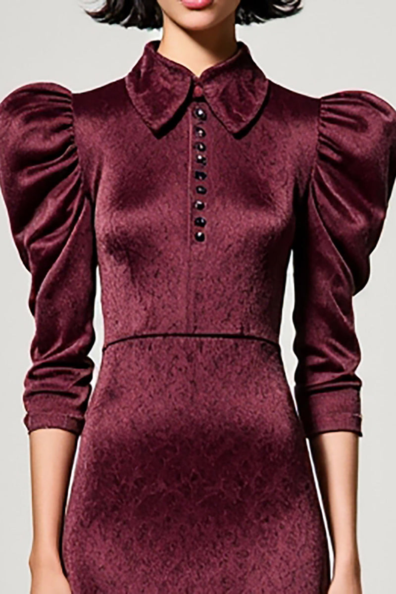 Laden Sie das Bild in den Galerie-Viewer, Dunkelrotes A-Linie Satin Hochzeitsgastkleid mit Reversausschnitt