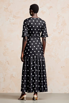 Schwarzes A-Linie Polka Dots Kleid mit kurzen Ärmeln und Tupfen