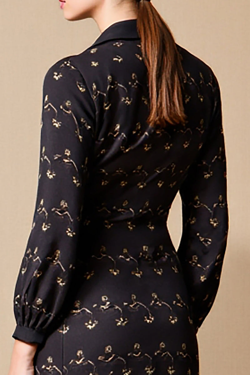 Laden Sie das Bild in den Galerie-Viewer, Schwarzes Geblümtes Midikleid für Hochzeitsgäste mit gekerbtem Revers