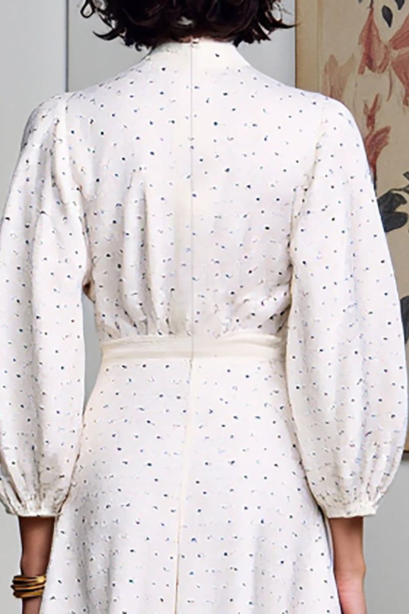 Laden Sie das Bild in den Galerie-Viewer, Weißes Langes Hochzeitsgastkleid mit Polka Dots in A-Linie