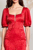 Laden Sie das Bild in den Galerie-Viewer, Rotes Satin Langes Hochzeitsgastkleid mit quadratischem Ausschnitt